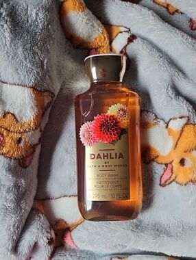 Bath & Body Works Dahlia Body Wash Shower Gel